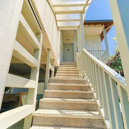 The Bright House By The Sea Villa Afytos Bagian luar foto