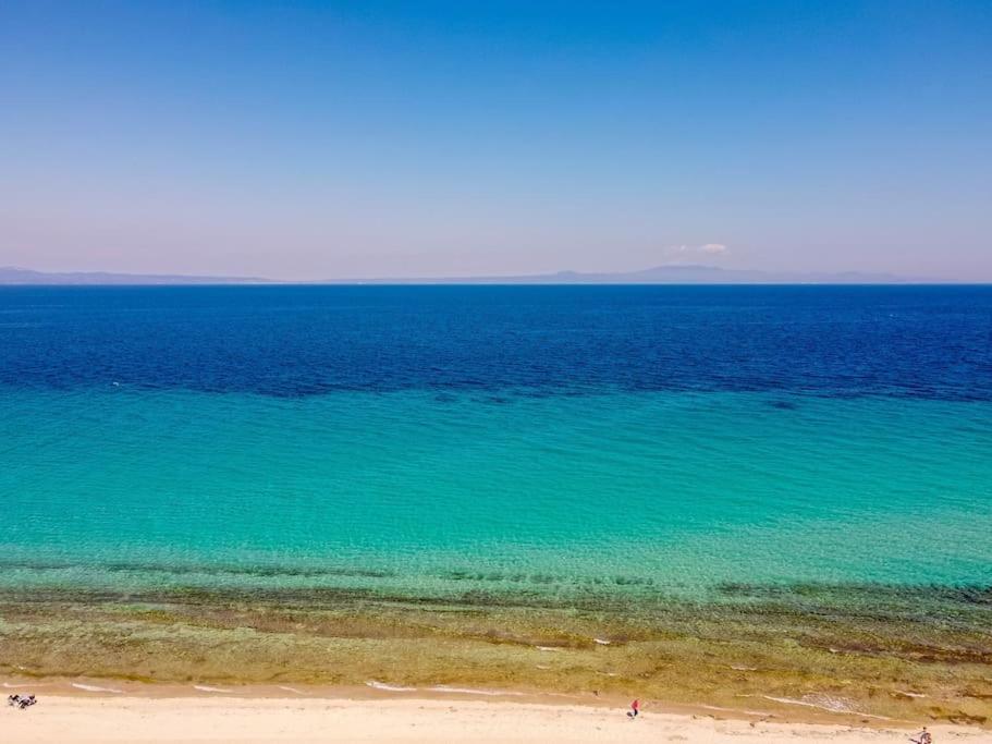 The Bright House By The Sea Villa Afytos Bagian luar foto